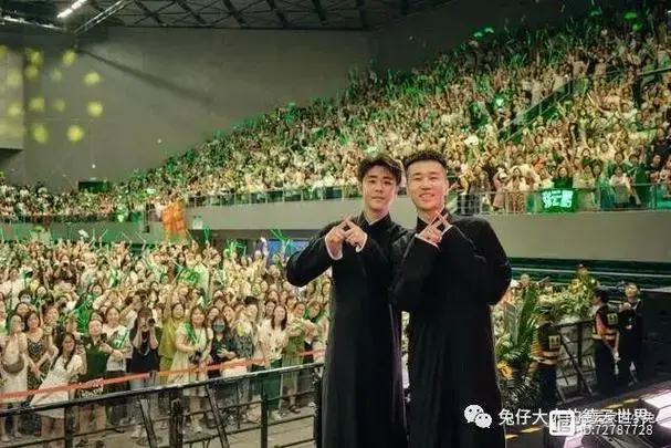 张云雷天津演唱会门票秒罄,引网友热议,小辫就是票房的保证
