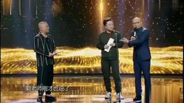 郭德纲于谦相声即兴表演好玩
