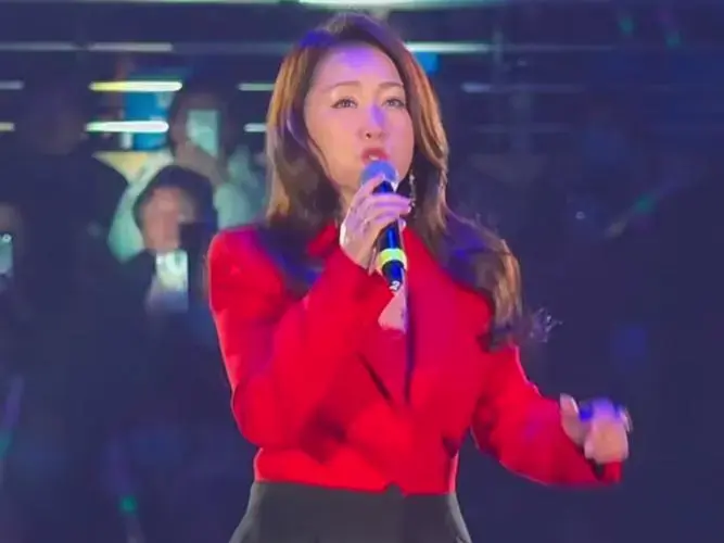 杨钰莹不老女神演唱会现场版