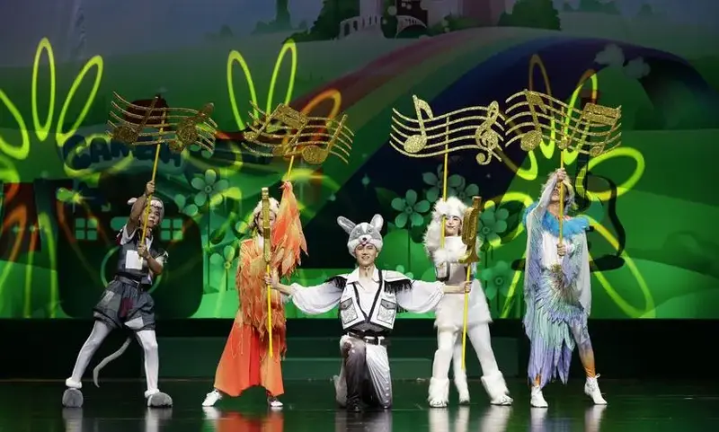 儿童剧小鸡彩虹之森林好声音在滨州保利大剧院成功演出