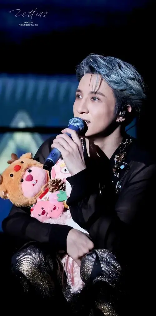 🎤薛之谦演唱会:真心换真心的感动瞬间💖