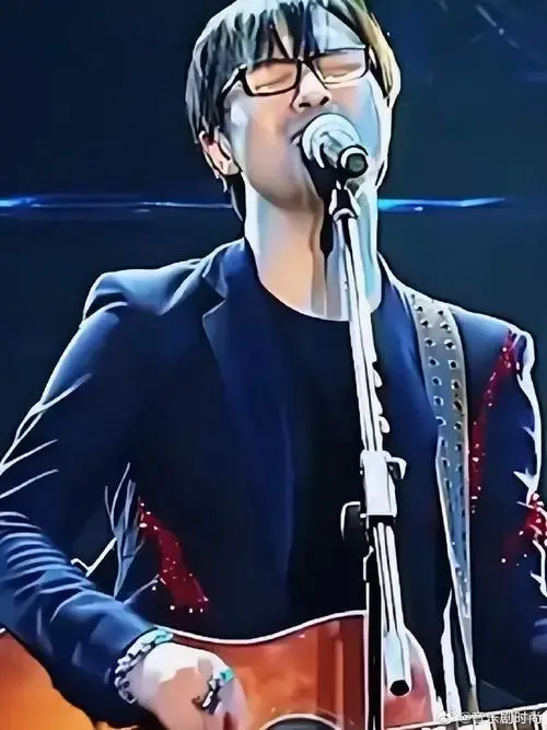 汪峰上海演唱会倒计时!粉丝疯狂抢票,你准备好了吗?
