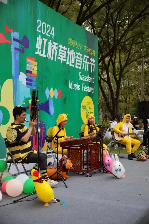 让音乐陪伴我们与毛孩子一起嗨!