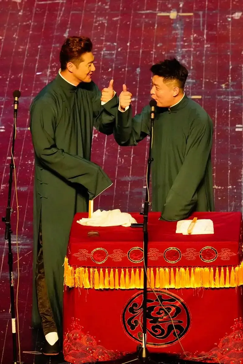 德云社相声大会鞍山站-谢金李鹤东