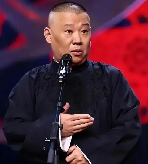 郭德纲澄清不让德云社直播和带货,网友:相声还得是听线下过瘾