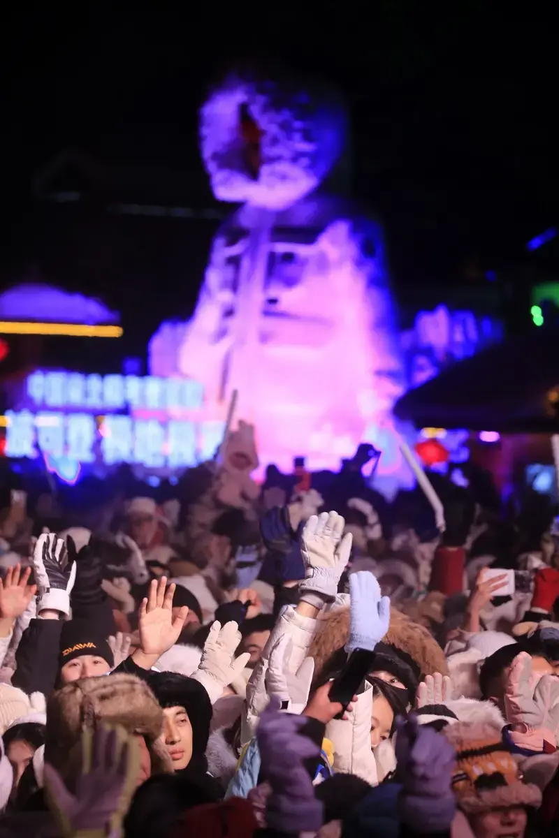 济南演唱会那场面,简直是燃爆了!