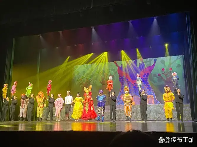 白雪公主与七个小矮人,童话故事真美好