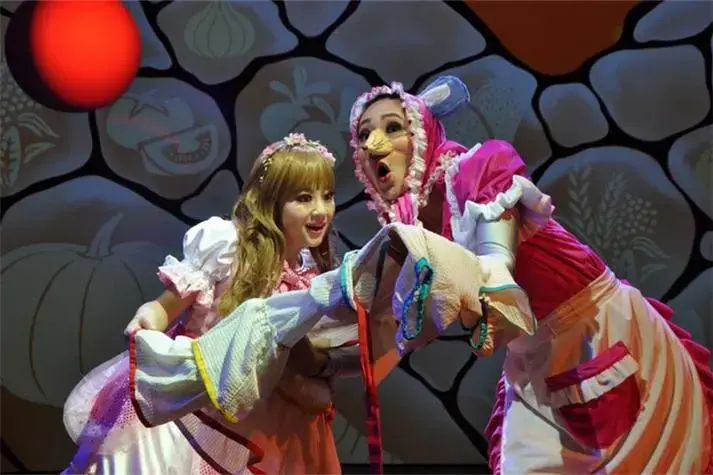 儿童剧《拇指姑娘》