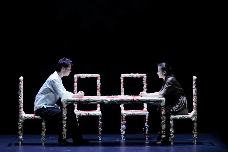 舞剧《海上夫人》本周坪山上演,用肢体描绘