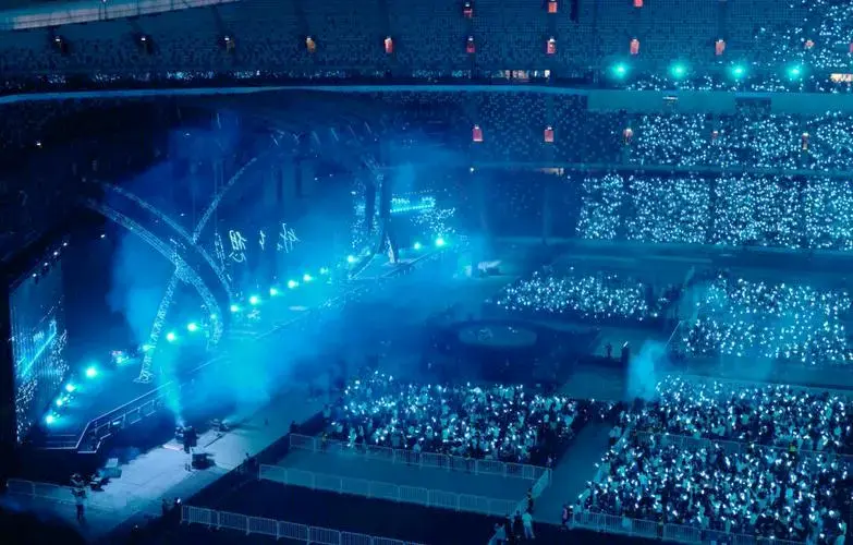 五月天演唱会泪目瞬间:五迷的狂欢夜