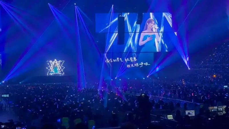 杨丞琳广州演唱会 雨爱 回忆杀