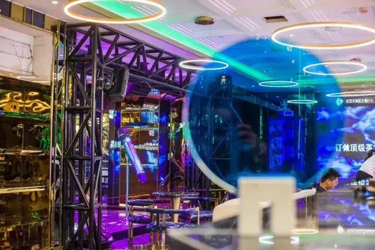 新店开业潮玩黑科技创意娱乐颠覆想象
