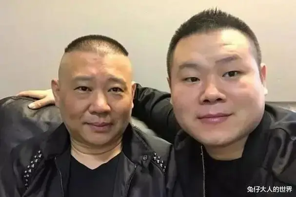 德云社岳云鹏长沙开专场,返场被要求唱五环,岳哥还是那么火热