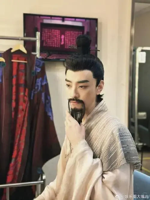 郑云龙音乐剧将进酒百场