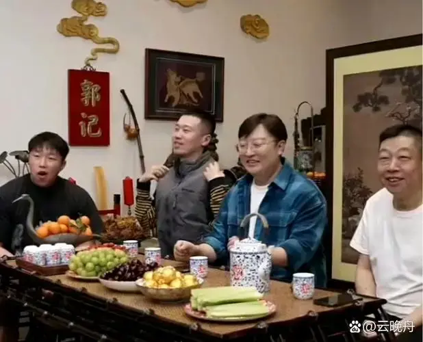 万分期待,郭德纲老师要开启《相声有新人》第二季,重现2018年经典时刻