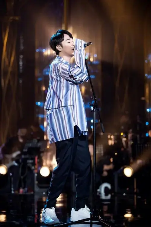 2025吴青峰南京演唱会票价多少?在哪里买?是真票吗?
