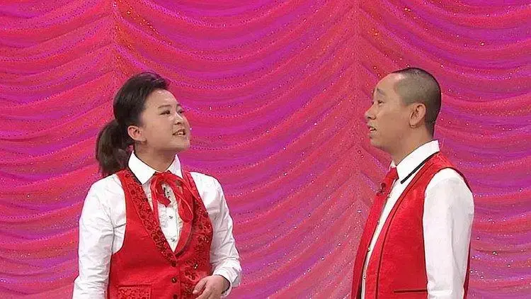 相声《芝麻开门》贾玲说自己是玉女,观众直呼:看不出来