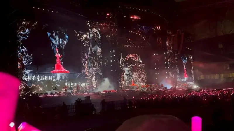 张韶涵2024同名演唱会南昌站《寓言》