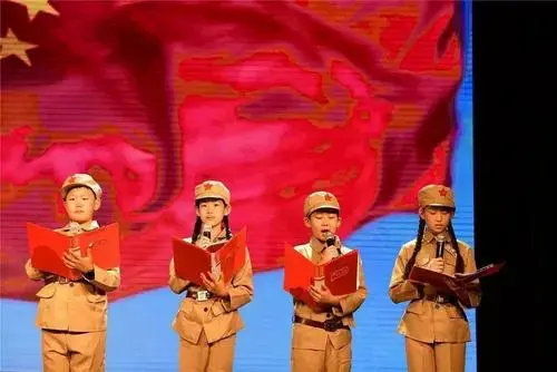 大型儿童舞台剧《百年红船照童心》震撼首演!