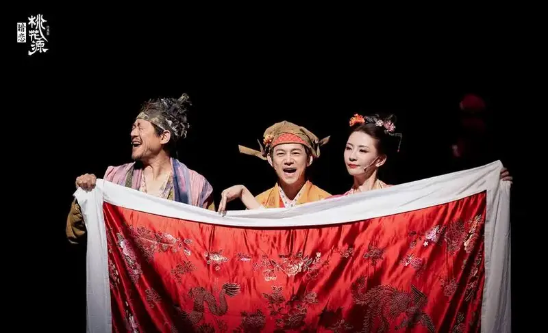 话剧《暗恋桃花源》经典版首次亮相佛山,引发观演热潮