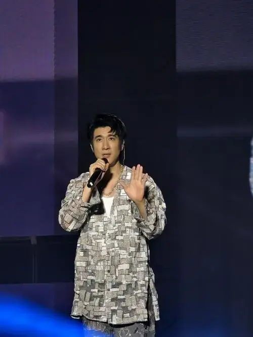 b站舞台全新启航,重磅巡演引爆全城期待!