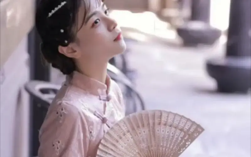 德云社性转当角儿们穿上旗袍郭麒麟李鹤东张九龄秦霄贤张九南靳鹤岚
