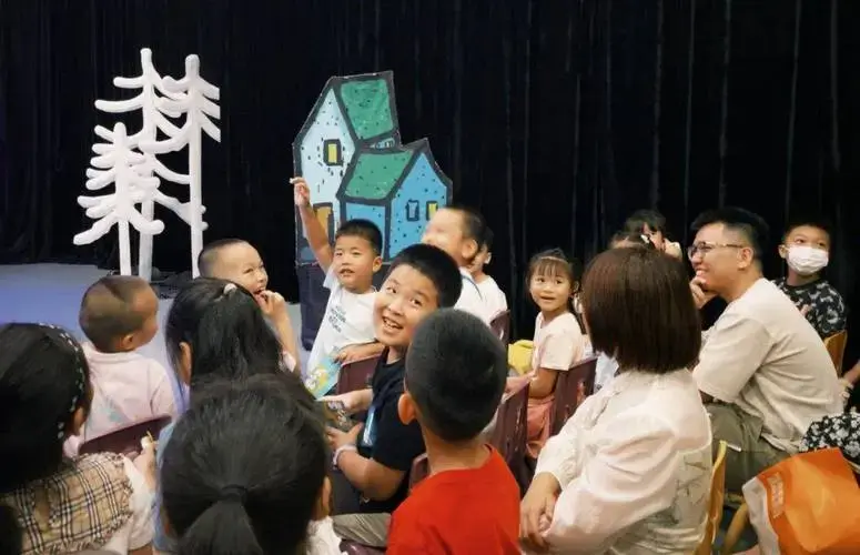 火爆原创儿童剧《帽子下的秘密》登陆斗门大礼堂啦!
