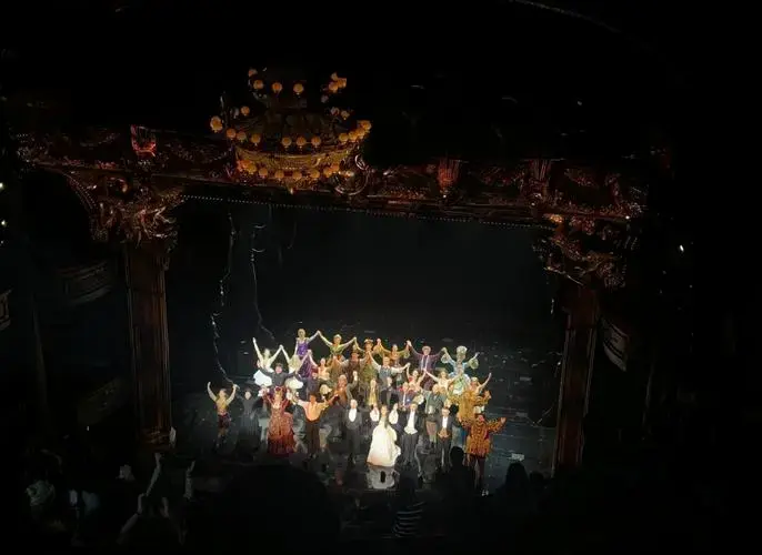 伦敦《歌剧魅影》观演攻略 小学时代,我通过央视观看了《歌剧魅影》无