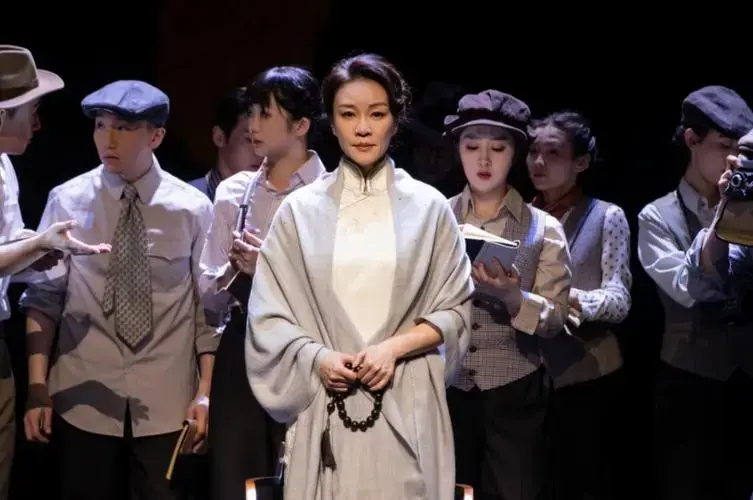 话剧《孟小冬》开演,风华绝代续写梨园传奇