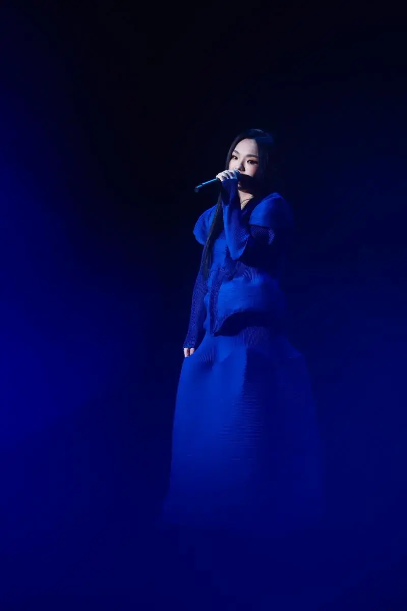 徐佳莹苏州演唱会圆满落幕:歌声治愈心灵,现场氛围温暖如春