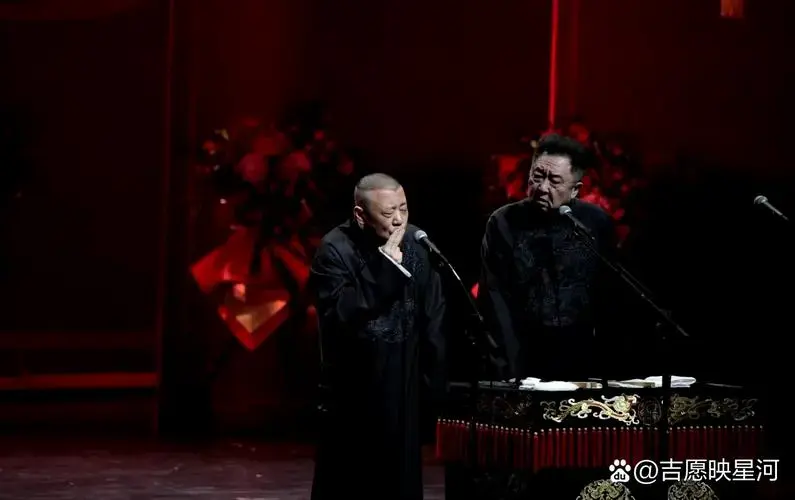 德云社2025大开箱,郭德纲师弟郭晓小惊喜现身北展,挺不错,挺不错.