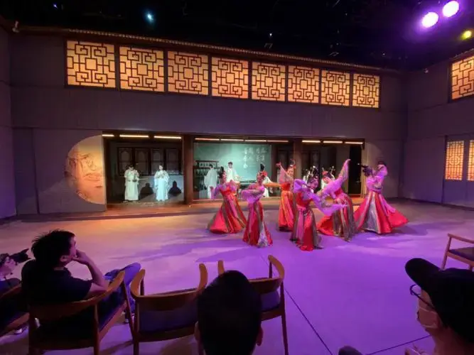 沉浸式的国风音乐会啦,趁着快要到来五一假期,去感受一下国乐的魅力吧