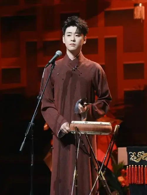 德云社封箱演出震撼来袭,张云雷郭麒麟双双回归