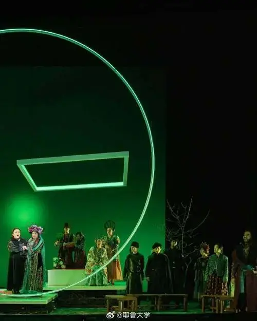 上周末,耶鲁大学歌剧院为大家呈现了一场精彩的歌剧表演《约兰塔》