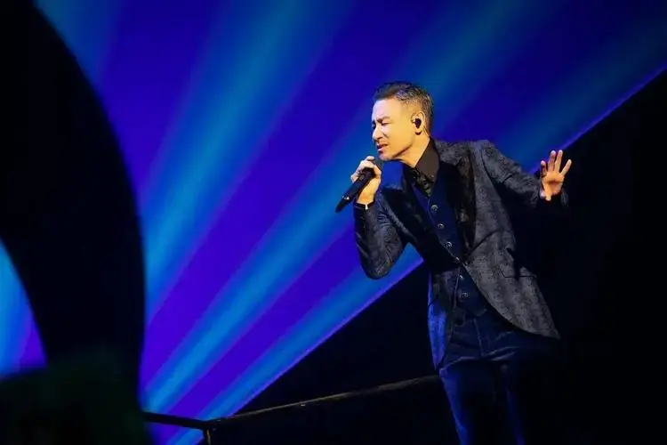 张学友贵为歌神,为何演唱会门票越来越卖不动?