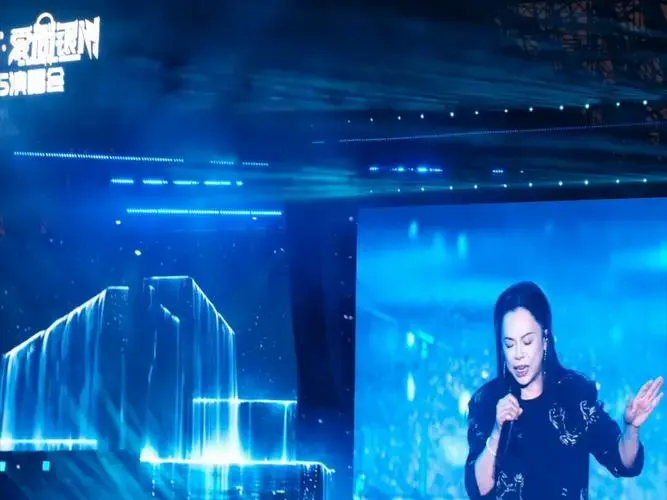 黄绮珊演唱会现场,太强了