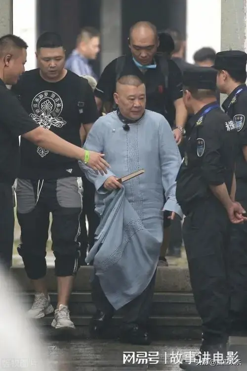 讽刺了德云社及演员高峰|郭德纲|相声界|侯耀华徒弟|高峰(相声演员)