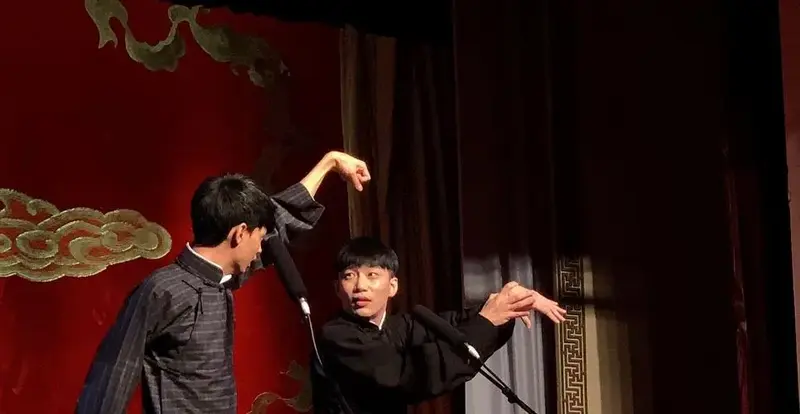 被传将成新搭档后,秦霄贤何九华首次同台说相声,粉丝爆笑效果好