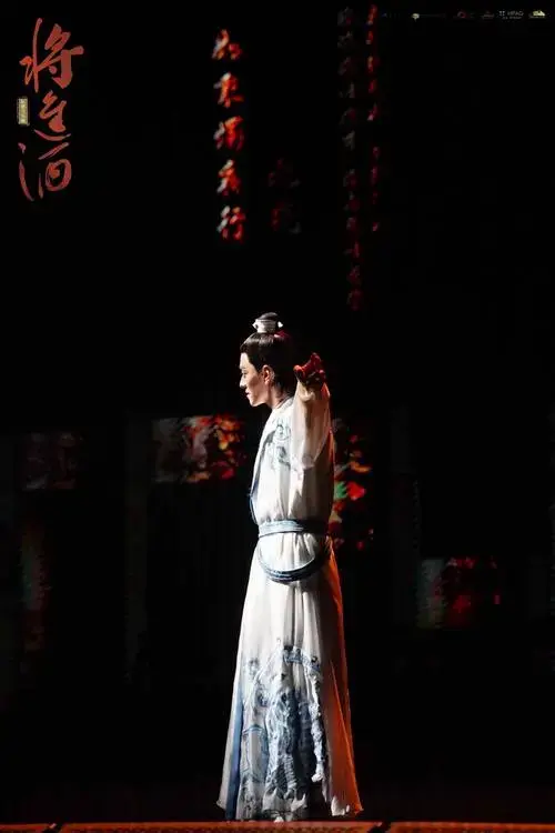 郑云龙领衔