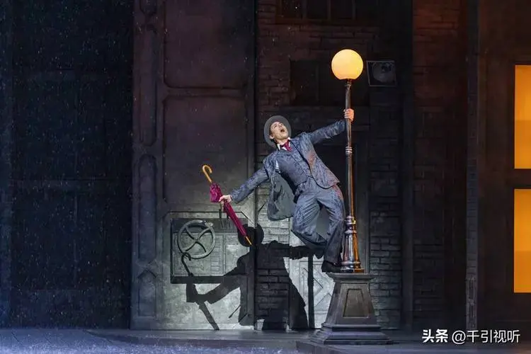 国际大,ip《雨中曲》首登北京艺术中心,原版音乐剧燃爆首演现场