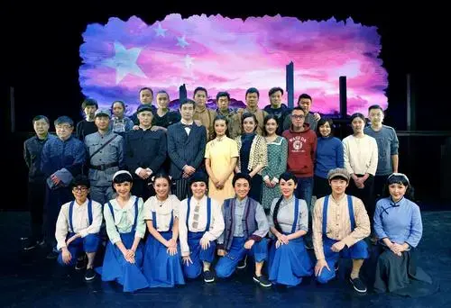儿童剧《孩子剧团》上演