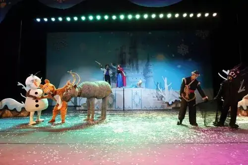 儿童剧《冰雪奇缘》来啦!夏日带着宝宝来场梦幻