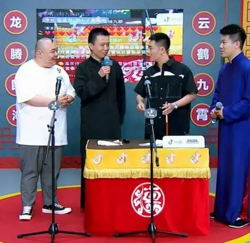 德云社龙字科学员:跟着郭德纲4年没赚钱,改行直播卖大米