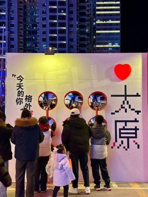 潮流打卡地,带上演唱会门票冲啊