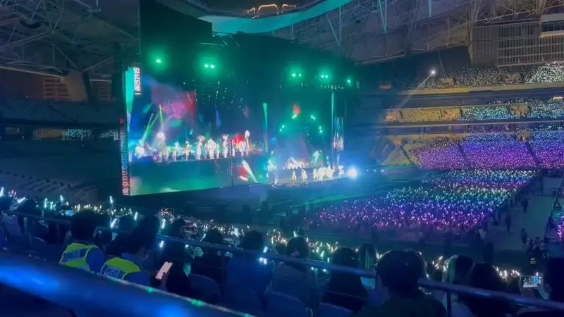 孙燕姿上海演唱会《绿光》