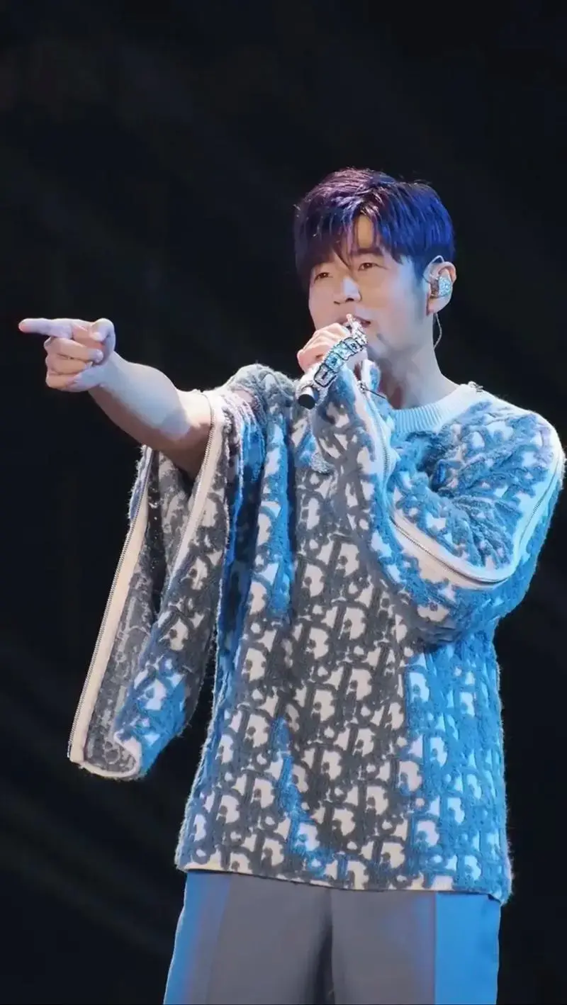 周杰伦福州演唱会前两场返图🤩.