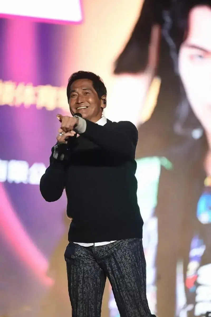 齐秦2024新年演唱会.星耀万州·2024新年演唱会欢迎小 - 抖音