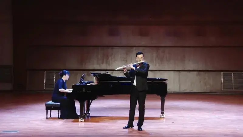 硕士中期长笛独奏音乐会-耶耶爷-耶耶爷-哔哩哔哩视频