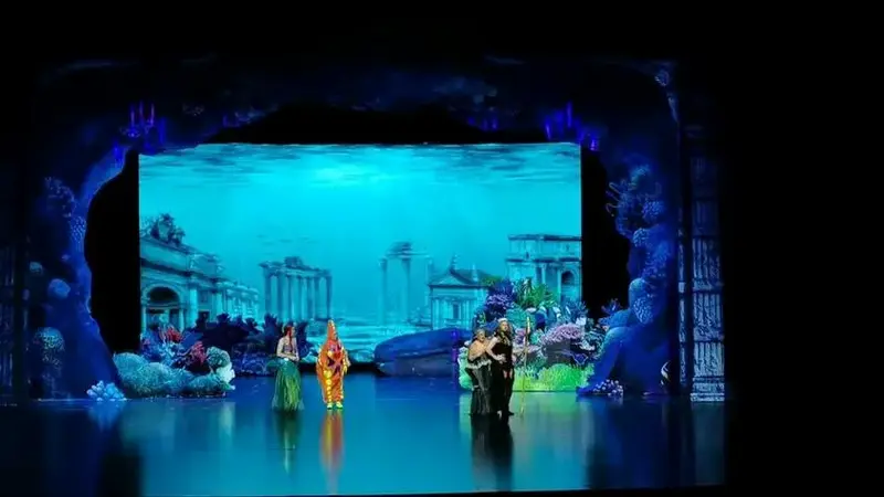 《小美人鱼》音乐剧:语言不是障碍!