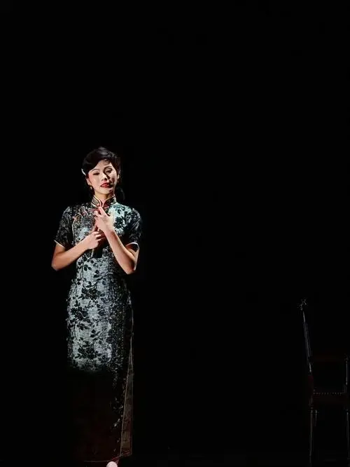 话剧《思凡·陆小曼》舞台上的传奇演绎,北京站完美落幕